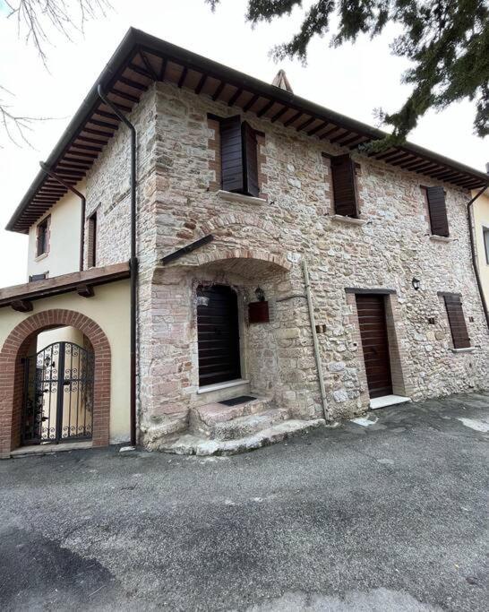 Casa Vacanze Vecchio Frantoio Residenza Leccino 스폴레토 외부 사진